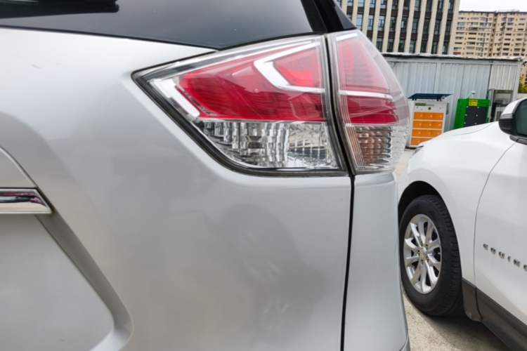 Used Nissan X-Trail 2014 2.0L CVT Comfort Edition 2WD Right Rear Taillight