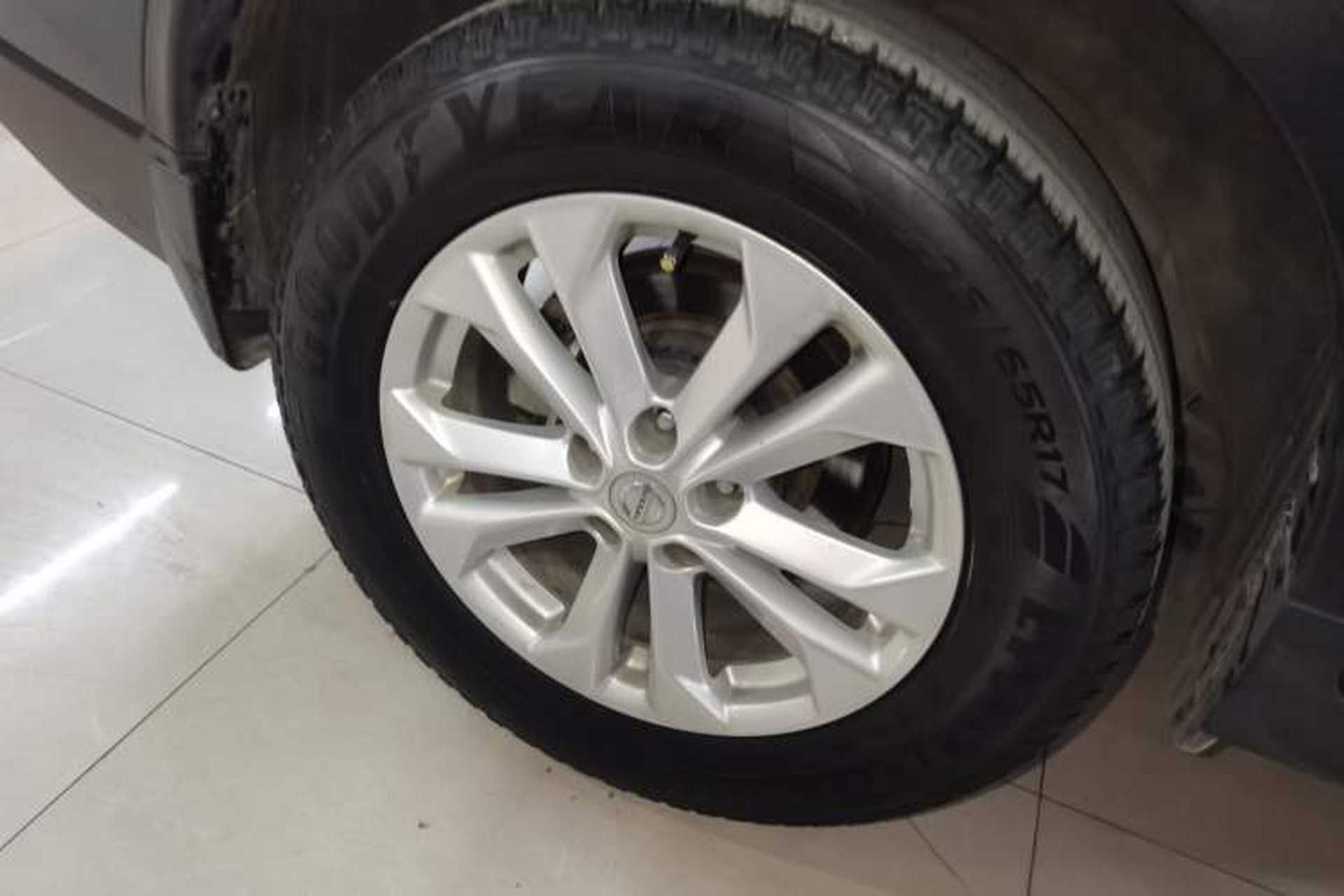 Used Nissan X-Trail 2014 2.0L CVT Comfort Edition 2WD Right Rear Wheel Hub