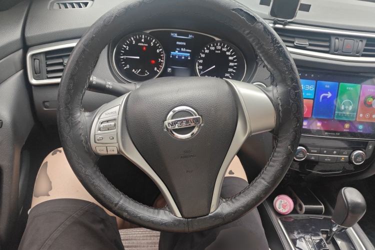 Used Nissan X-Trail 2014 2.0L CVT Comfort Edition 2WD Steering Wheel