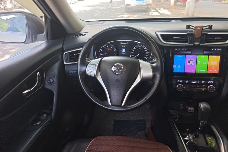 Used Nissan X-Trail 2014 2.0L CVT Comfort Edition 2WD Steering Wheel