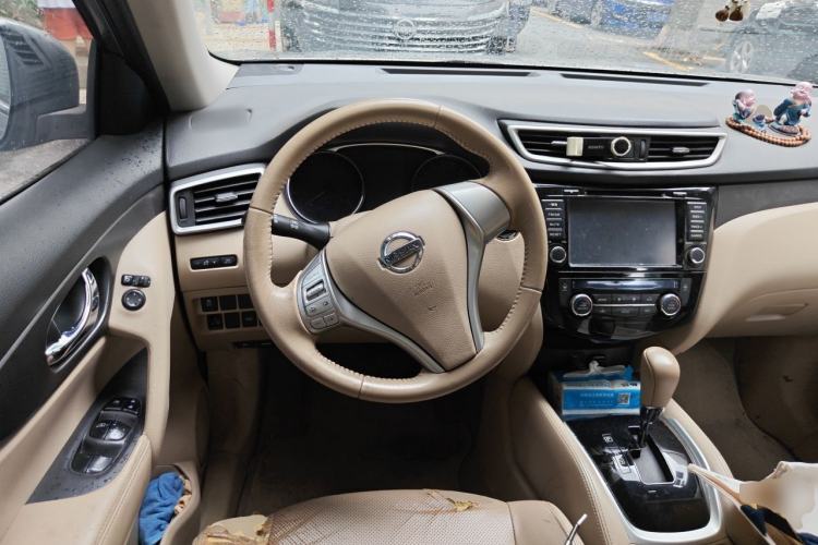 Used Nissan X-Trail 2014 2.0L CVT Comfort Edition 2WD Steering Wheel