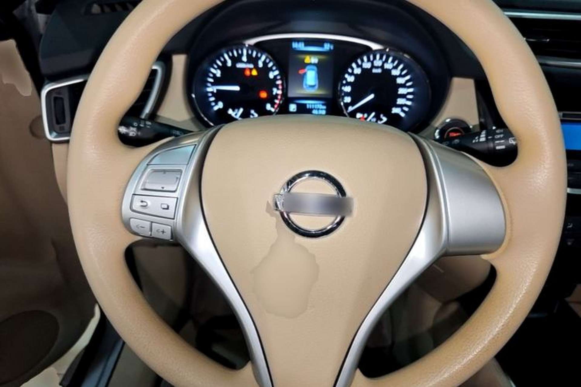 Used Nissan X-Trail 2014 2.0L CVT Fashion Edition 2WD Steering Wheel