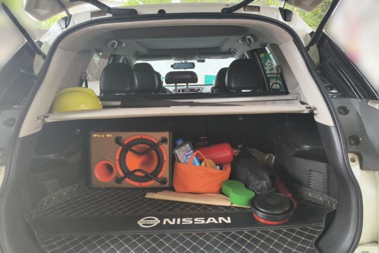 Used Nissan X-Trail 2014 2.0L CVT Comfort Edition 2WD Trunk