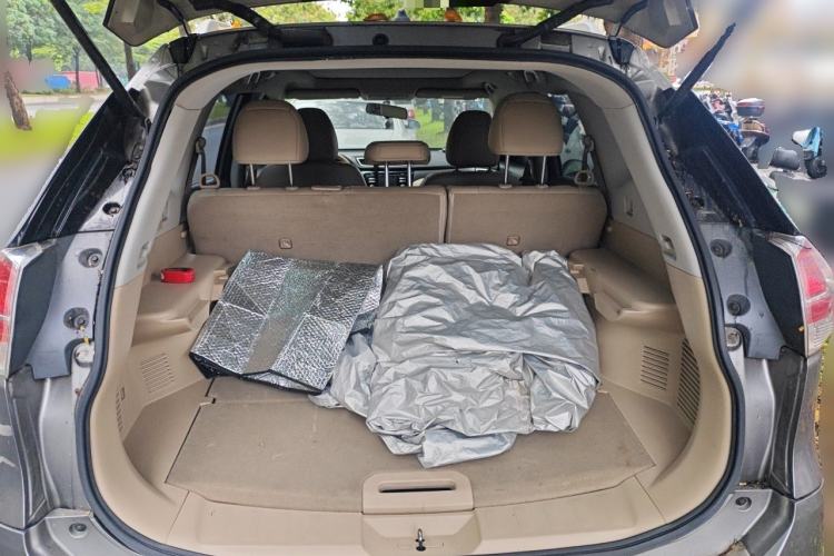 Used Nissan X-Trail 2014 2.0L CVT Comfort Edition 2WD Trunk