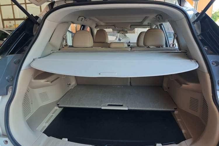 Used Nissan X-Trail 2014 2.0L CVT Comfort Edition 2WD Trunk