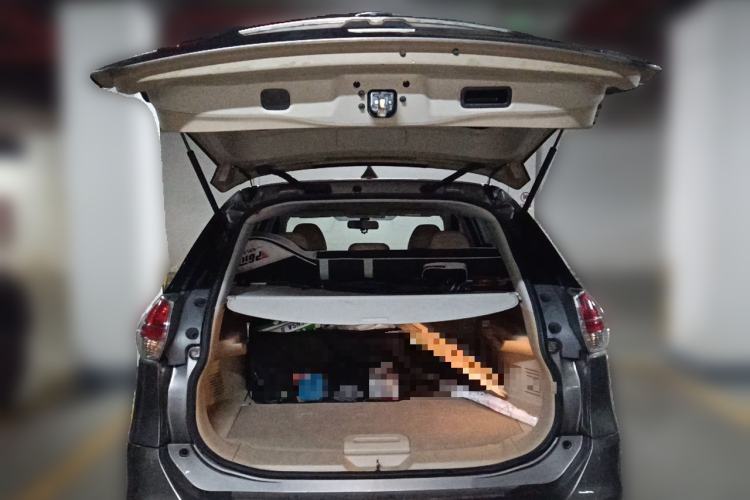 Used Nissan X-Trail 2014 2.0L CVT Comfort Edition 2WD Trunk