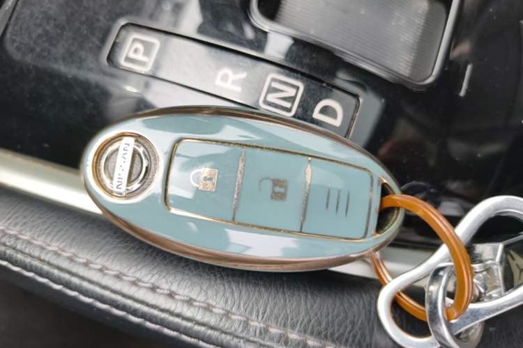 Used Nissan X-Trail 2014 2.0L CVT Comfort Edition 2WD Vehicle Key