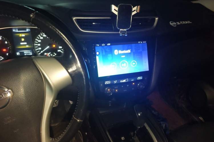 Used Nissan X-Trail 2014 2.0L CVT Comfort Edition 2WD Audio And AC Panel