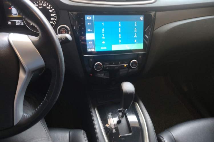 Used Nissan X-Trail 2014 2.0L CVT Comfort Edition 2WD Audio And AC Panel