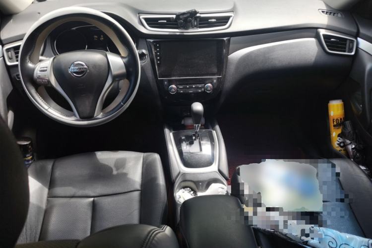Used Nissan X-Trail 2014 2.0L CVT Comfort Edition 2WD Center Console