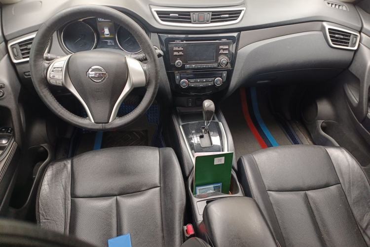 Used Nissan X-Trail 2014 2.0L CVT Comfort Edition 2WD Center Console