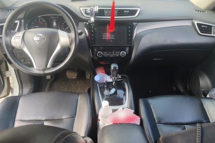 Used Nissan X-Trail 2014 2.0L CVT Comfort Edition 2WD Center Console
