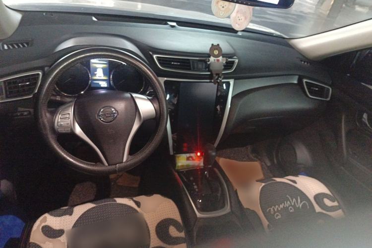 Used Nissan X-Trail 2014 2.0L CVT Comfort Edition 2WD Center Console