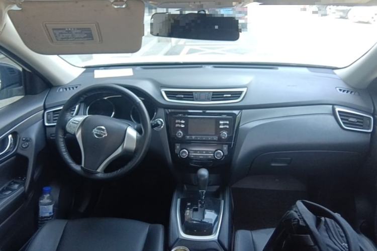 Used Nissan X-Trail 2014 2.0L CVT Comfort Edition 2WD Center Console