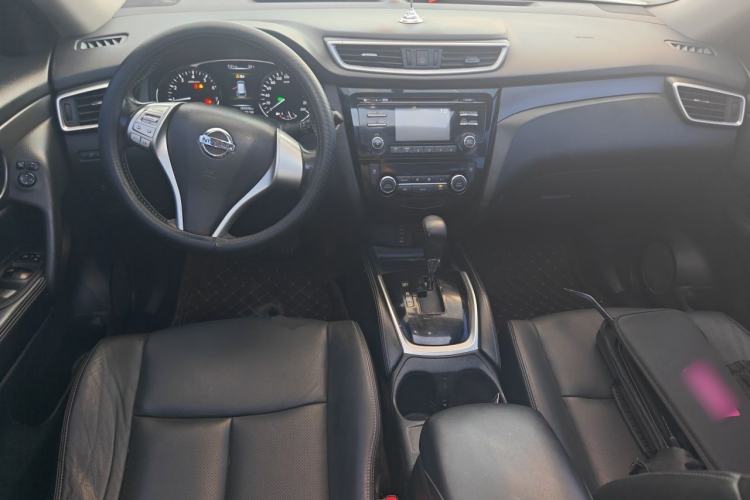 Used Nissan X-Trail 2014 2.0L CVT Comfort Edition 2WD Center Console