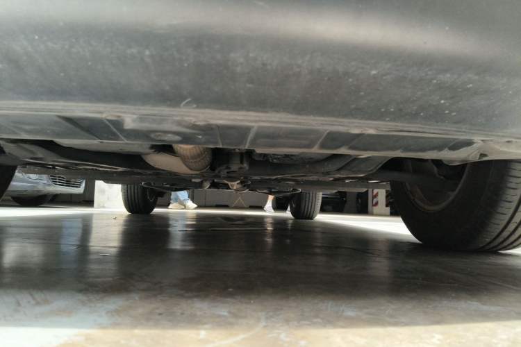 Used Nissan X-Trail 2014 2.5L CVT Leading Edition 4WD Chassis Front
