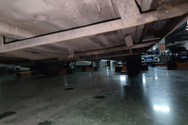 Used Nissan X-Trail 2014 2.5L CVT Leading Edition 4WD Chassis Front Left