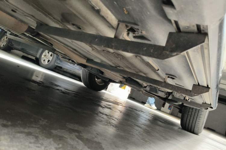 Used Nissan X-Trail 2014 2.5L CVT Leading Edition 4WD Chassis Front Left
