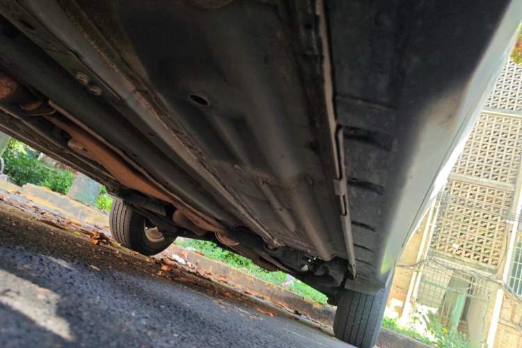 Used Nissan X-Trail 2014 2.5L CVT Leading Edition 4WD Chassis Front Left