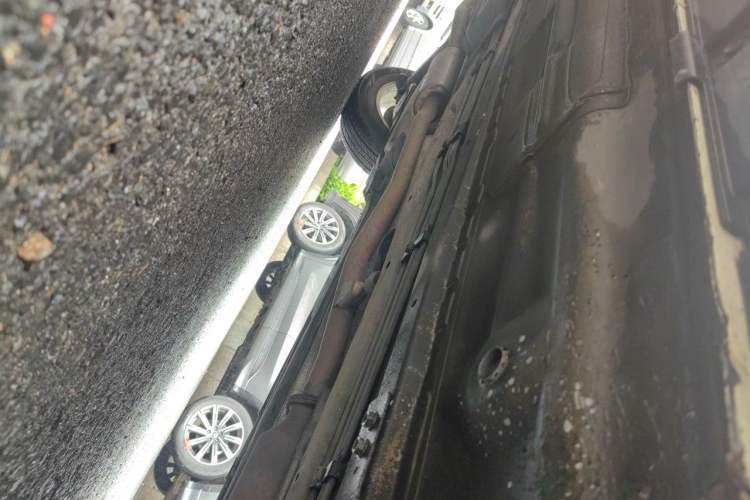 Used Nissan X-Trail 2014 2.5L CVT Luxury Edition 4WD Chassis Front Right