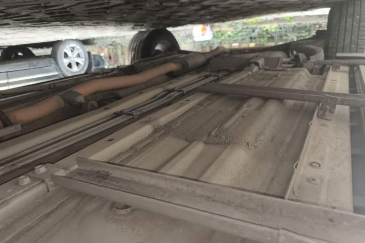 Used Nissan X-Trail 2014 2.5L CVT Leading Edition 4WD Chassis Front Right