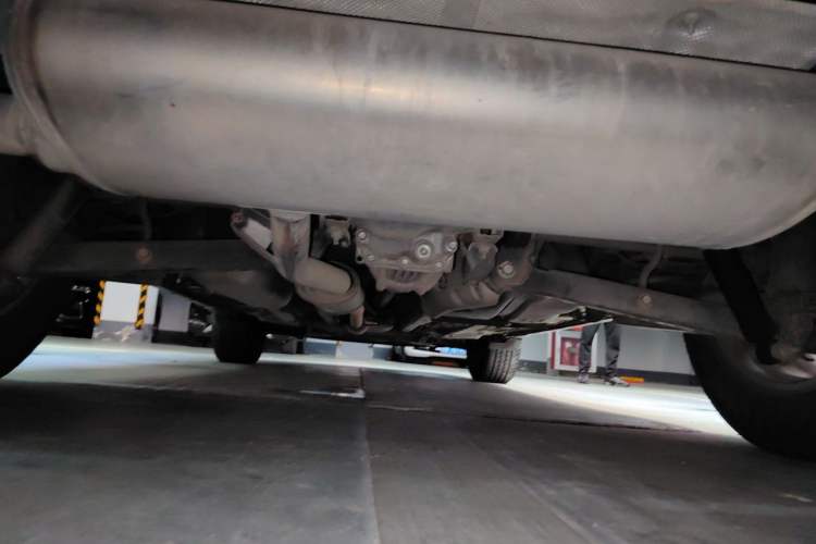 Used Nissan X-Trail 2014 2.5L CVT Luxury Edition 4WD Chassis Rear