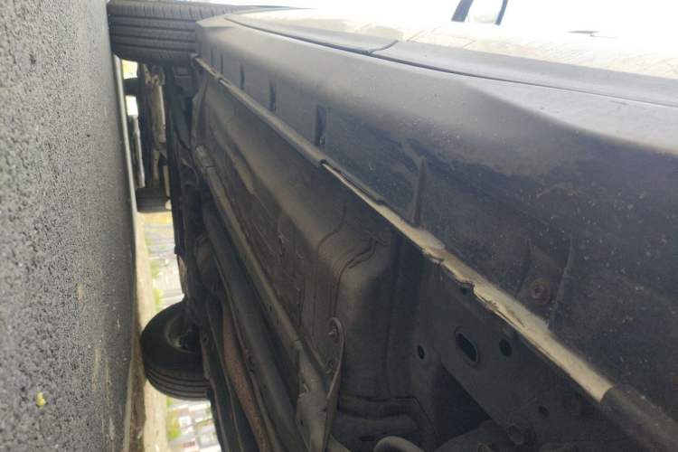 Used Nissan X-Trail 2014 2.0L CVT Comfort Edition 2WD Chassis Rear Left