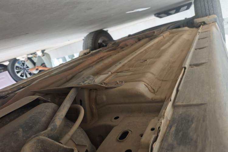 Used Nissan X-Trail 2014 2.0L CVT Comfort Edition 2WD Chassis Rear Left