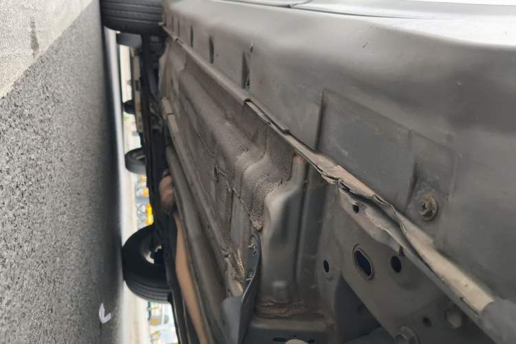 Used Nissan X-Trail 2014 2.5L CVT Luxury Edition 4WD Chassis Rear Left