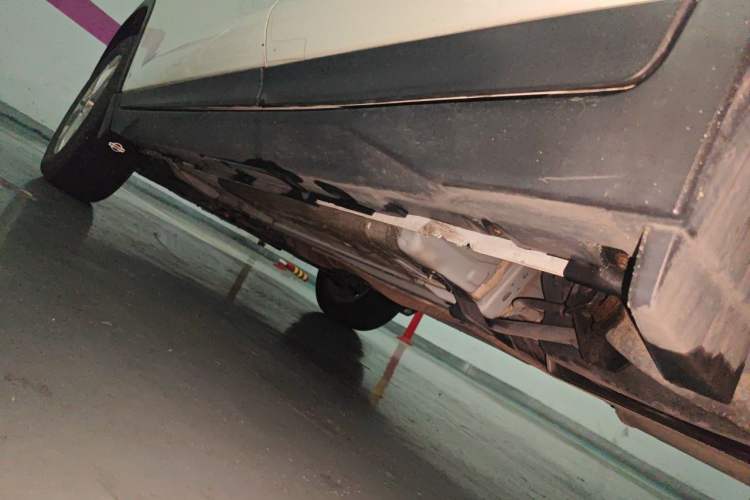 Used Nissan X-Trail 2014 2.0L CVT Comfort Edition 2WD Chassis Rear Left