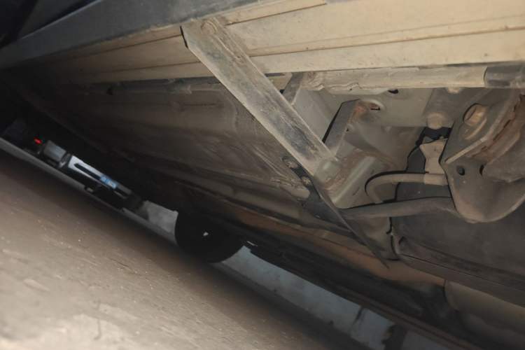 Used Nissan X-Trail 2014 2.0L CVT Comfort Edition 2WD Chassis Rear Left