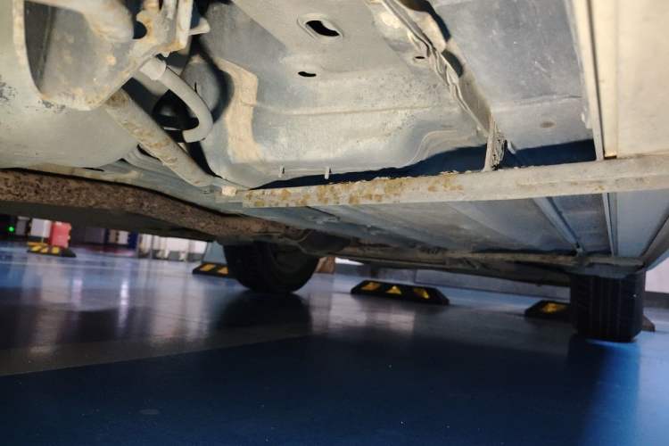 Used Nissan X-Trail 2014 2.0L CVT Comfort Edition 2WD Chassis Rear Right