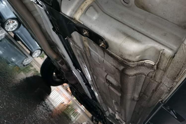Used Nissan X-Trail 2014 2.0L CVT Comfort Edition 2WD Chassis Rear Right