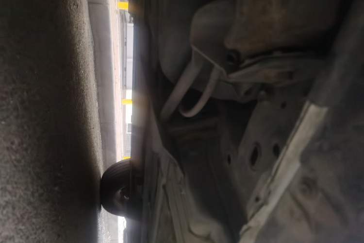 Used Nissan X-Trail 2014 2.0L CVT Comfort Edition 2WD Chassis Rear Right