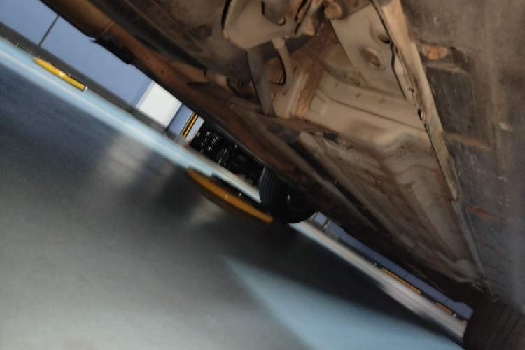 Used Nissan X-Trail 2014 2.0L CVT Comfort Edition 2WD Chassis Rear Right