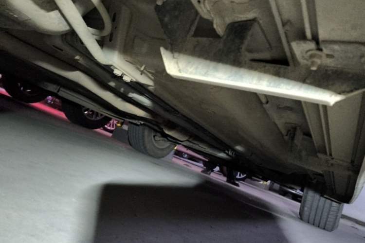 Used Nissan X-Trail 2014 2.0L CVT Comfort Edition 2WD Chassis Rear Right