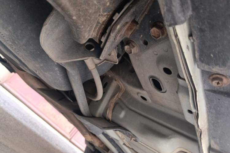 Used Nissan X-Trail 2014 2.0L CVT Comfort Edition 2WD Chassis Rear Right