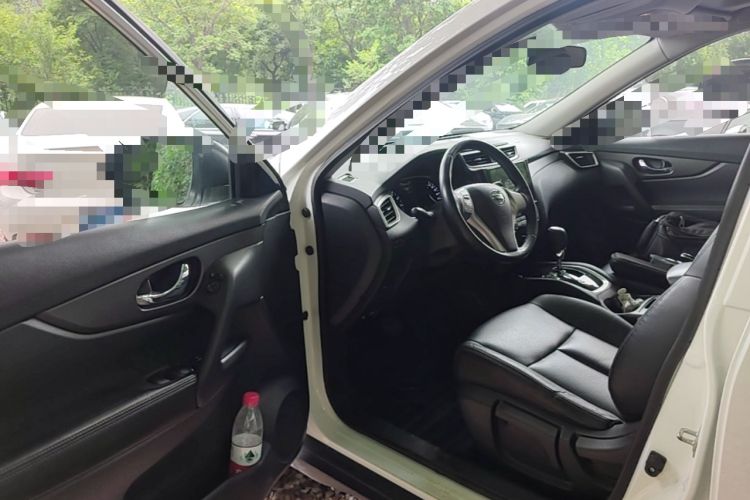 Used Nissan X-Trail 2014 2.0L CVT Comfort Edition 2WD Driver Seat