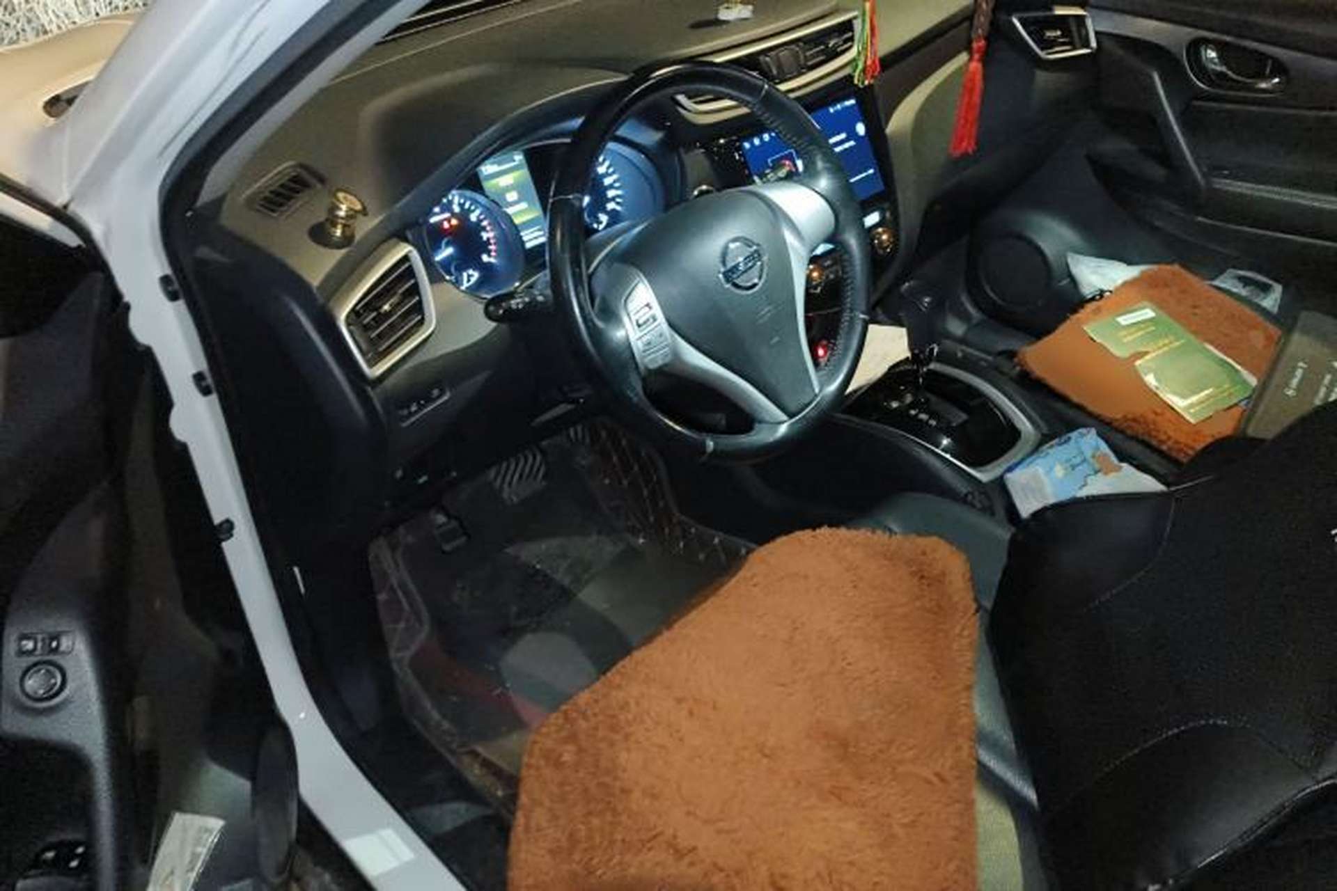 Used Nissan X-Trail 2014 2.0L CVT Comfort Edition 2WD Driver Seat