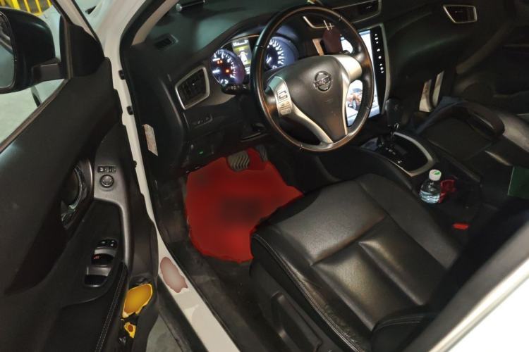 Used Nissan X-Trail 2014 2.0L CVT Comfort Edition 2WD Driver Seat