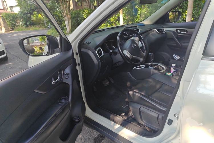 Used Nissan X-Trail 2014 2.0L CVT Comfort Edition 2WD Driver Seat