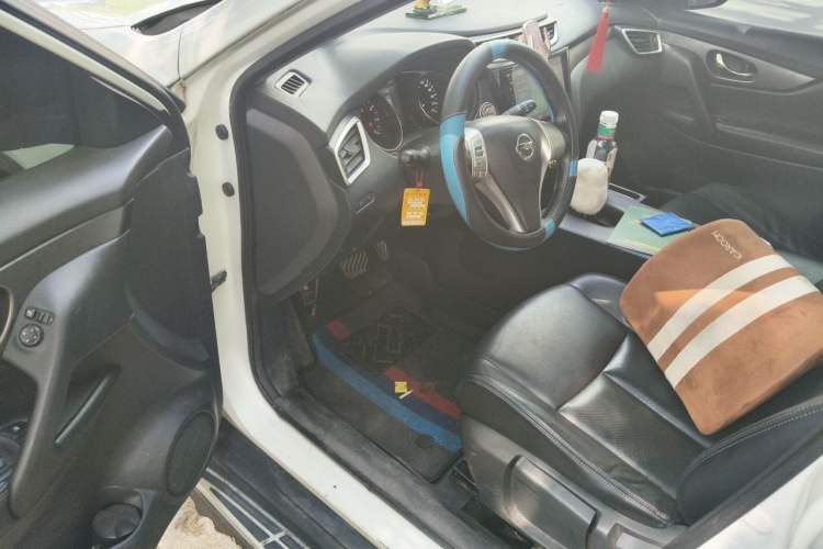 Used Nissan X-Trail 2014 2.0L CVT Smart Edition 2WD Driver Seat