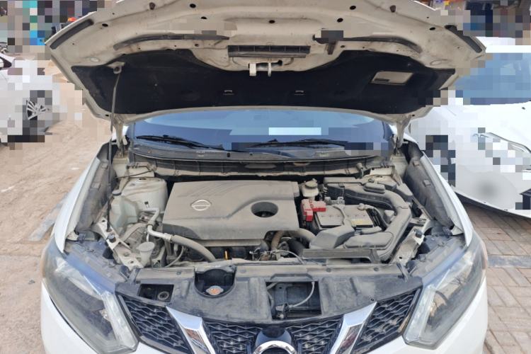Used Nissan X-Trail 2014 2.0L CVT Comfort Edition 2WD Engine Bay