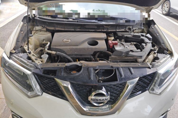 Used Nissan X-Trail 2014 2.0L CVT Comfort Edition 2WD Engine Bay
