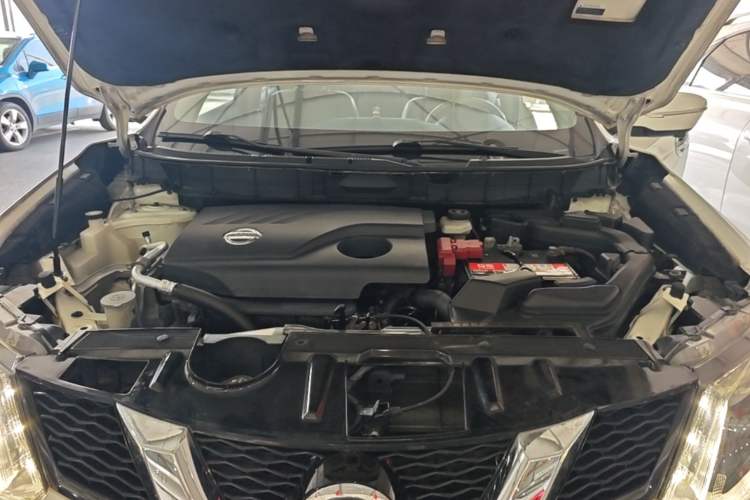 Used Nissan X-Trail 2014 2.0L CVT Comfort Edition 2WD Engine Bay