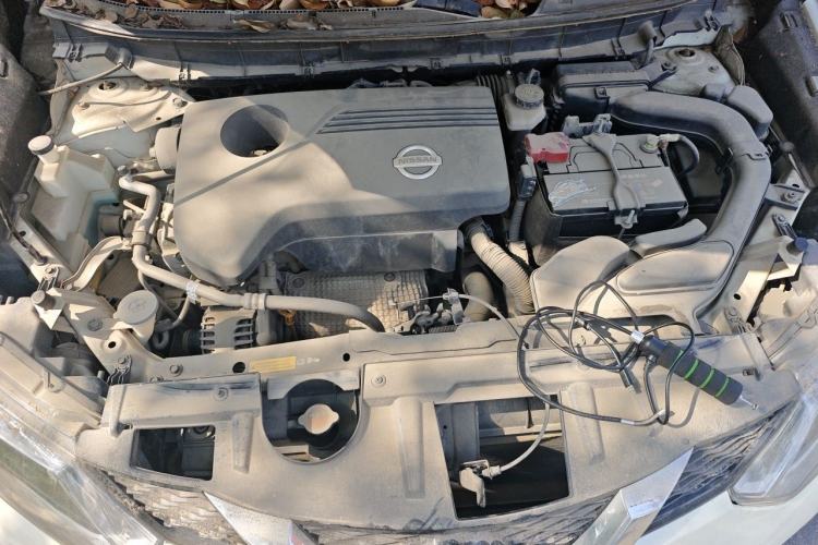 Used Nissan X-Trail 2014 2.5L CVT Luxury Edition 4WD Engine Bay
