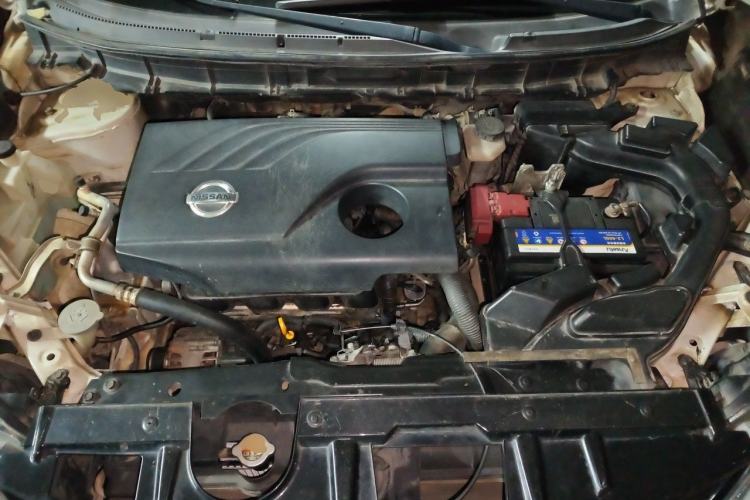 Used Nissan X-Trail 2014 2.0L CVT Comfort Edition 2WD Engine Bay