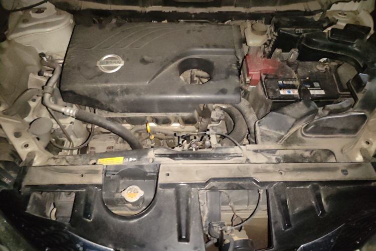 Used Nissan X-Trail 2014 2.0L CVT Comfort Edition 2WD Engine Bay