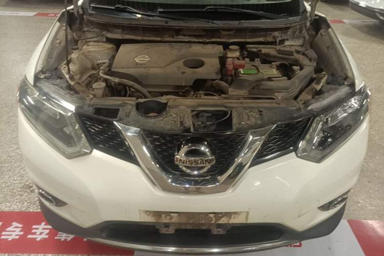 Used Nissan X-Trail 2014 2.0L CVT Comfort Edition 2WD Engine Bay