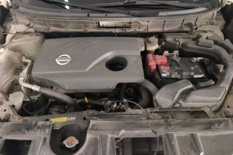 Used Nissan X-Trail 2014 2.0L CVT Comfort Edition 2WD Engine Bay